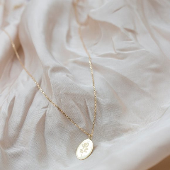 NWT Kiera Engraved Rose Necklace // 10kt Solid Gold - Picture 2 of 6